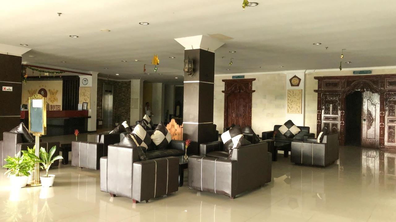 Grand Madani Hotel Mataram Eksteriør billede