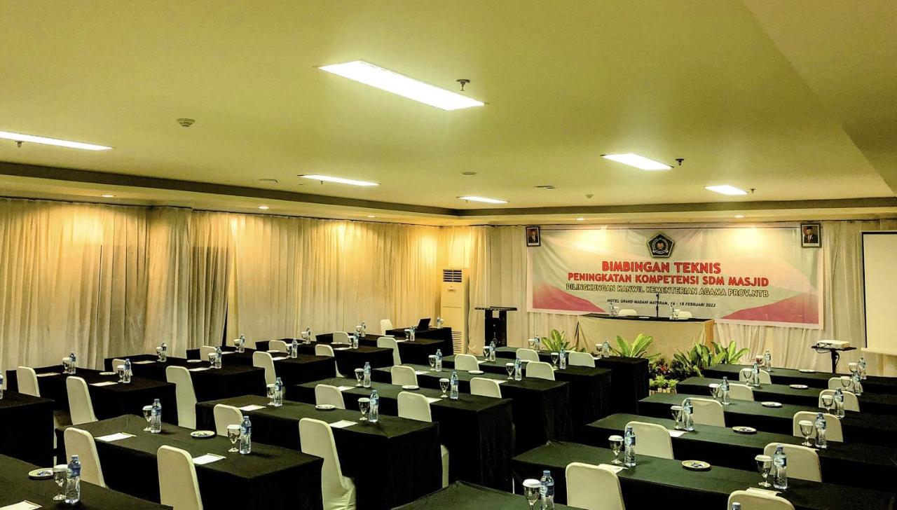 Grand Madani Hotel Mataram Eksteriør billede