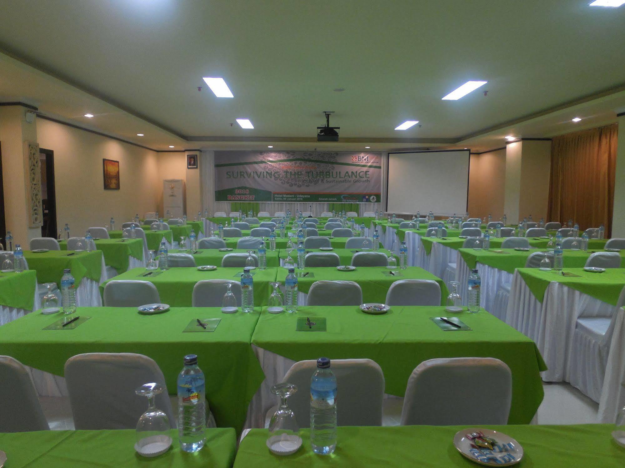 Grand Madani Hotel Mataram Eksteriør billede