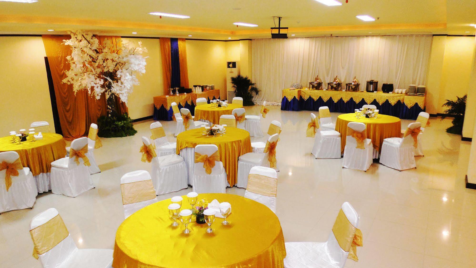 Grand Madani Hotel Mataram Eksteriør billede